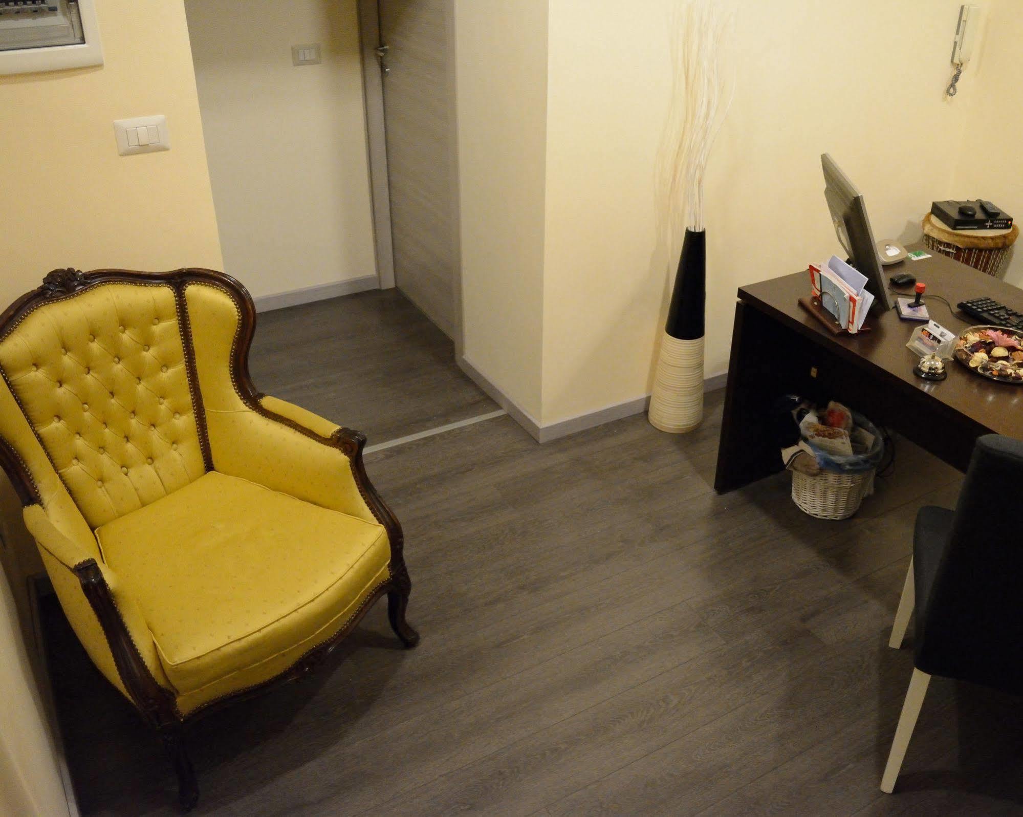 Catania Etnea Bed And Breakfast Exterior foto
